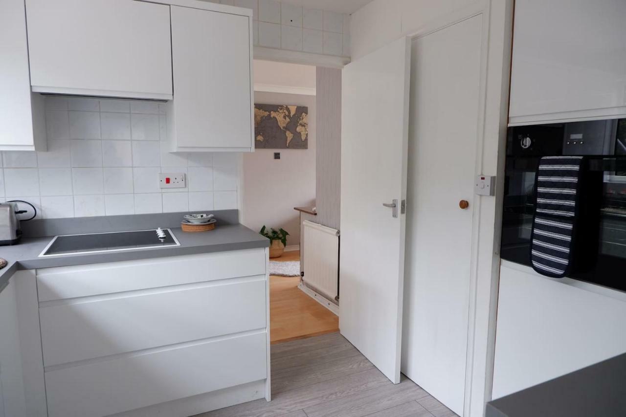 Idyllic 3-Bed House. 5-Min From Channel Tunnel Villa Folkestone Ngoại thất bức ảnh